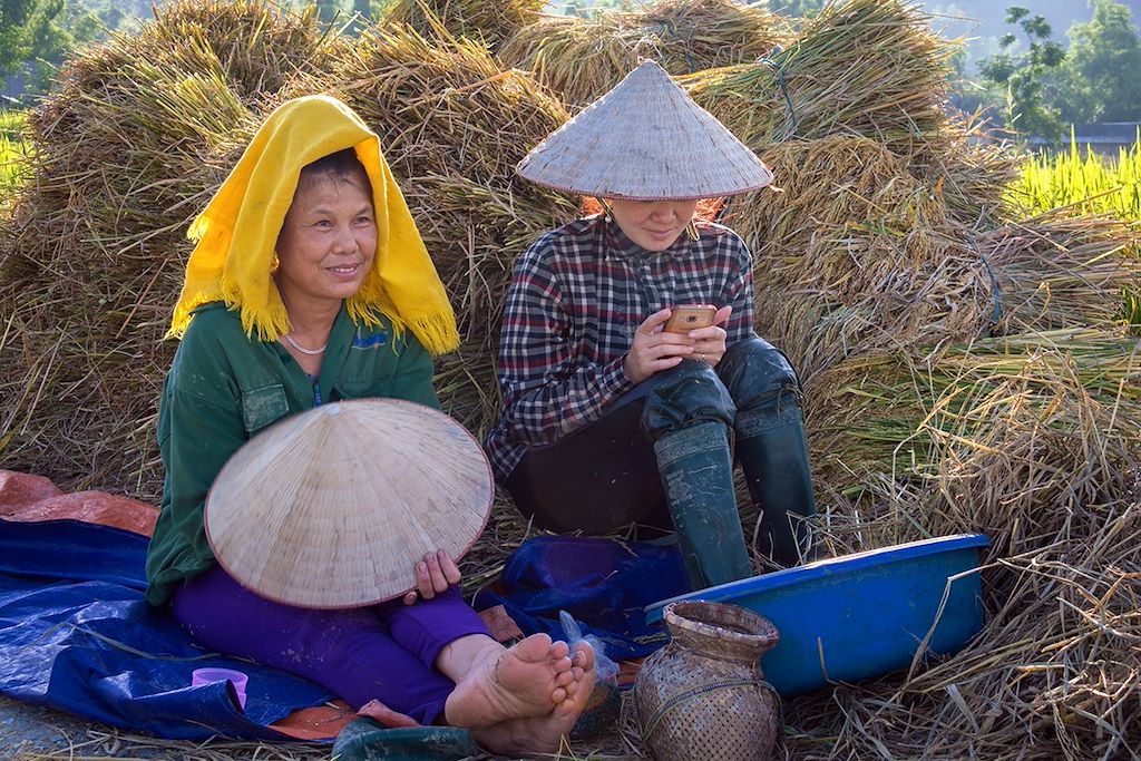 Image Immersion Ethnies Du Tonkin - Navigation Baie De Lan Ha - Randonnée Nord Du Vietnam