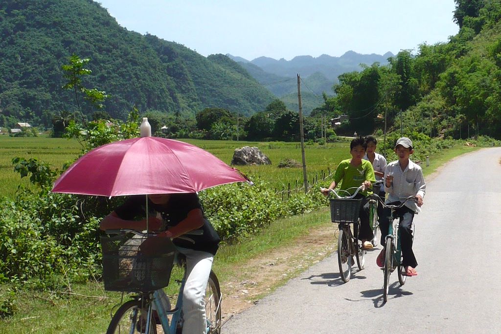 Image Baie d'Halong terrestre à vélo - Hanoi à vélo
