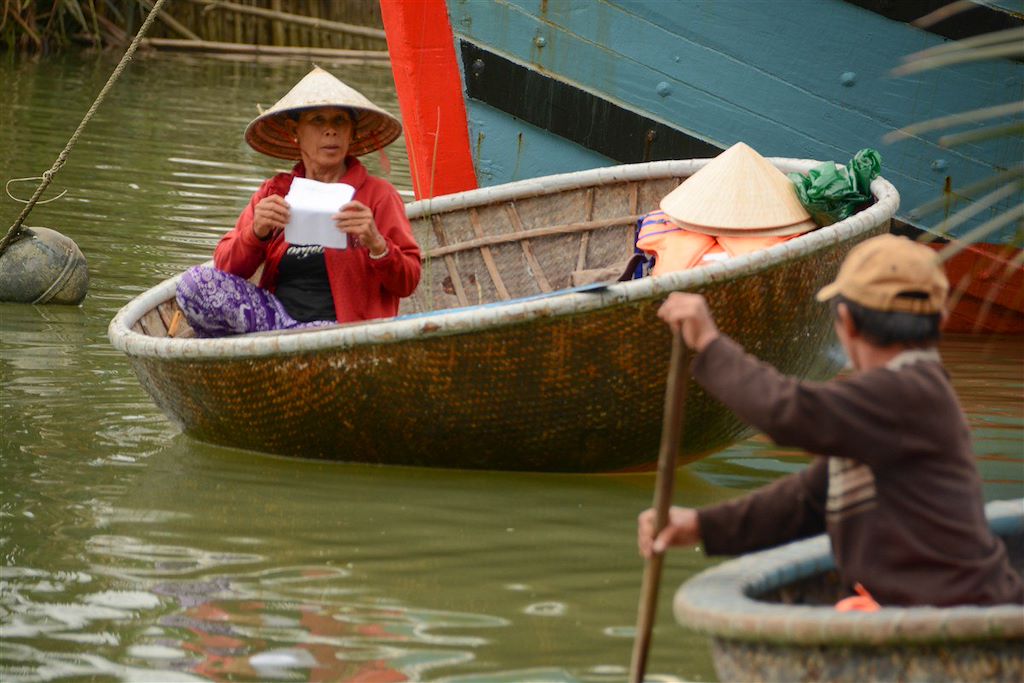 Image Navigation Baie D'Halong - Visite Hué Et Hoi An - Découverte Delta Du Mékong
