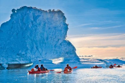 Kayak et randonnée entre icebergs et glaciers