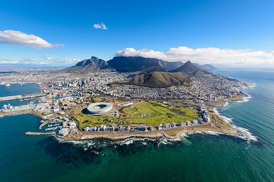 © Deyan / Adobe Stock - Vue aérienne - Le Cap - Afrique du sud Vue aérienne - Le Cap - Afrique du sud
