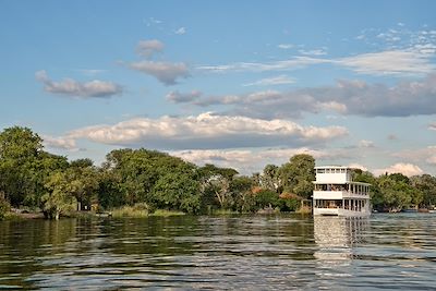 Mbano Manor - Victoria Falls - Zimbabwe