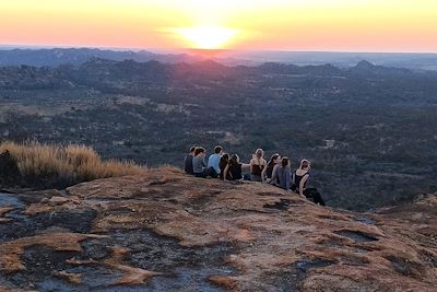 Observation du coucher de soleil - Zimbabwé