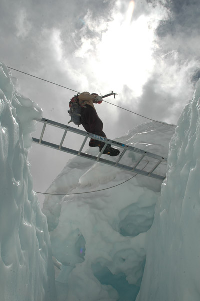 Sherpas les vrais héros de l'Everest Sherpas les vrais héros de l'Everest