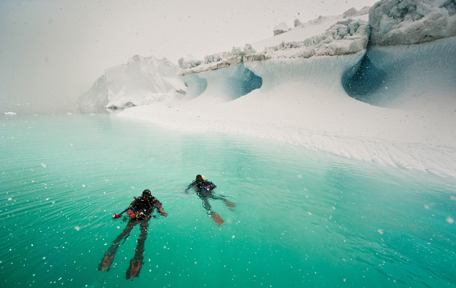 Under the pole - Sous les glaces du Groenland