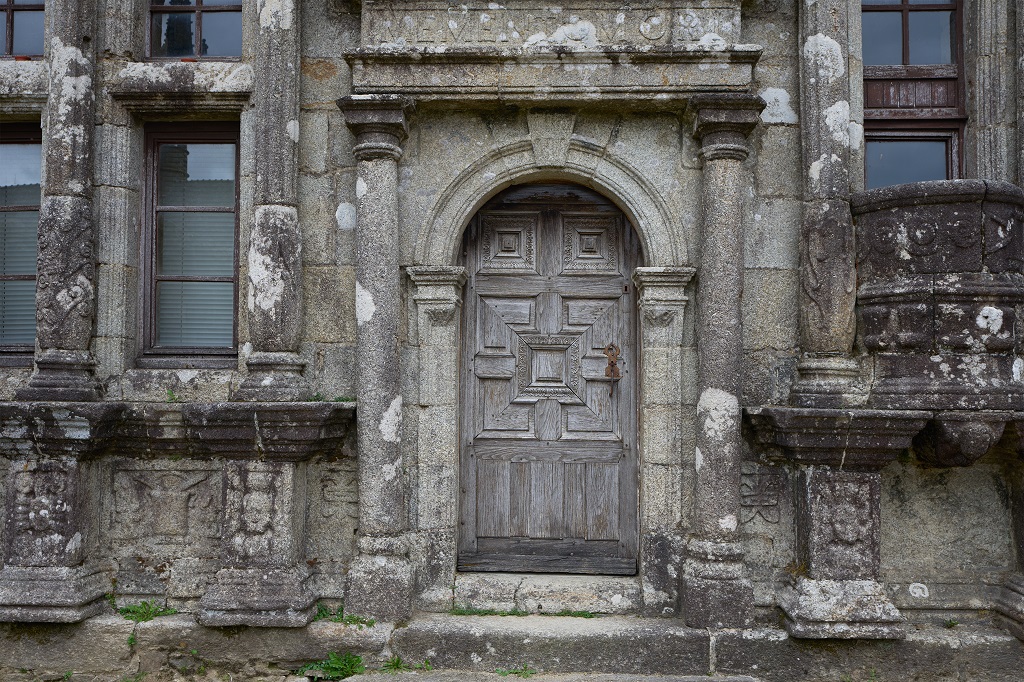 Saint-Rivoal - Commana, Enclos paroissial de Guimiliau - ©Alexandra Bellamy