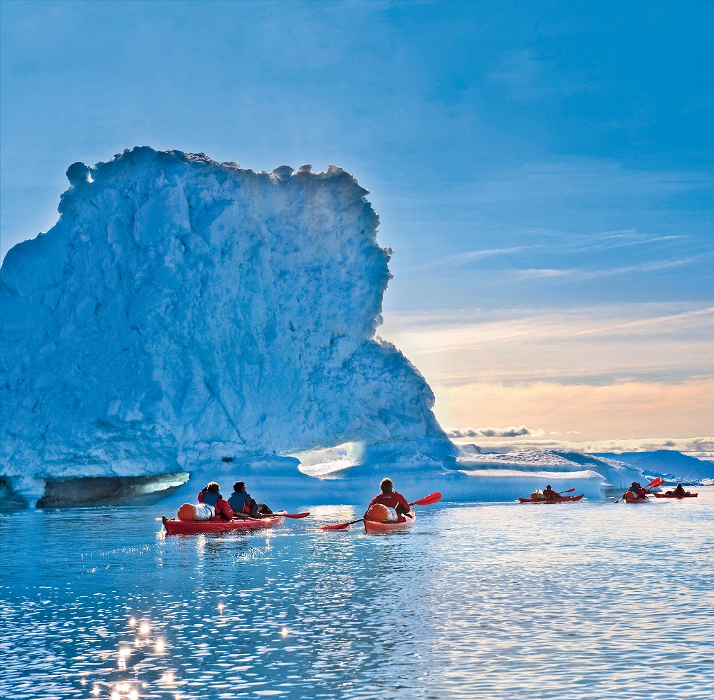 Expedition en kayak au milieu des icebergs, Groenland