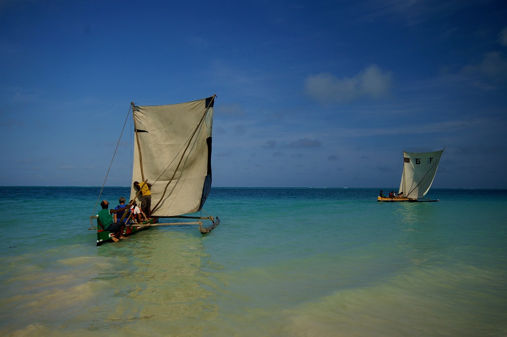 Pirogues à voile Vezos - Madagascar