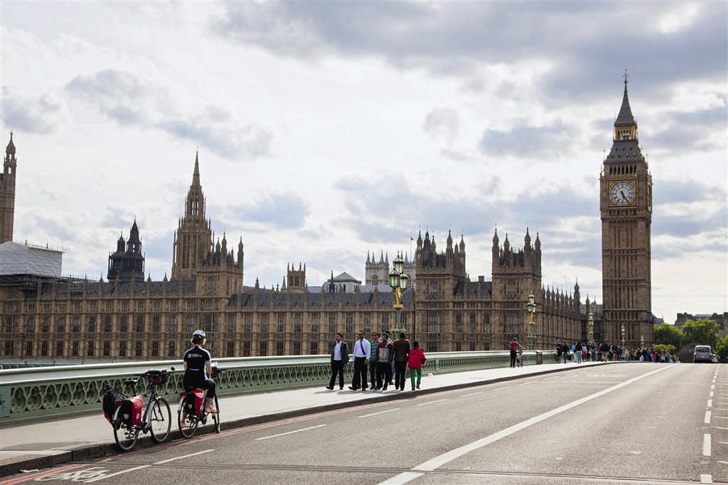 En arrivant vers Big Ben, à Londres