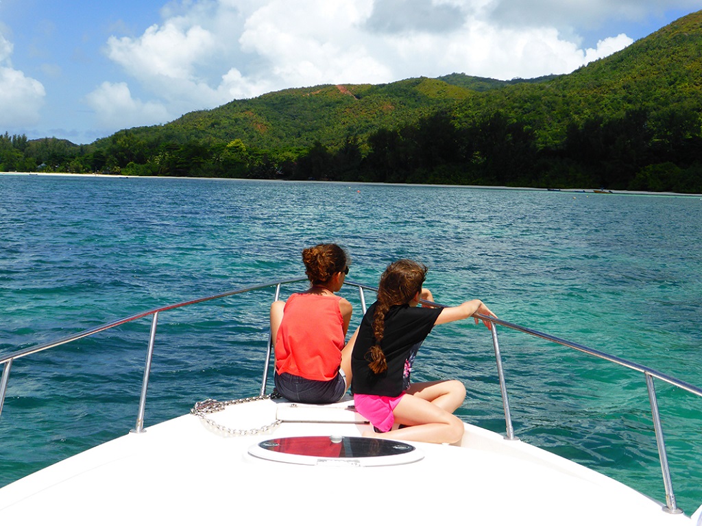 Retour pour Praslin en bateau