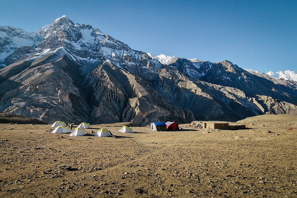 Bivouac, Parinsar, Pakistan - ©Daniel Le Cunff