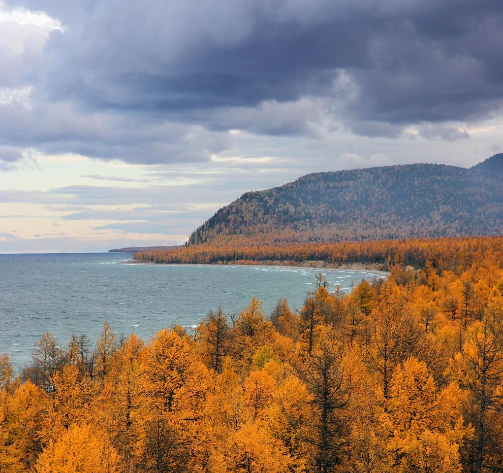 Le Baïkal à l'automne