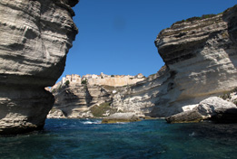 La Corse du sud ; plages, réserves naturelles et lacs de montagne